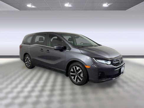 Used 2025 Honda Odyssey EX-L image 7