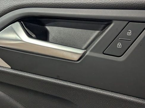 Used 2022 Volkswagen Jetta S image 12