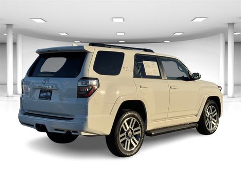 Used 2022 Toyota 4Runner TRD Sport image 4