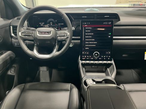 New 2026 GMC Terrain Elevation w/ Elevation Premium Package image 12