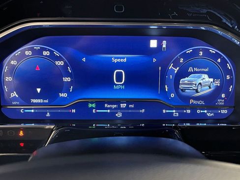 Used 2022 Chevrolet Silverado 1500 LT image 32