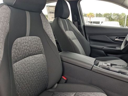 New 2026 Nissan Sentra SV w/ SV Convenience Package FWD image 36