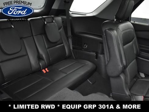 Used 2021 Ford Explorer Limited w/ Equipment Group 301A image 16