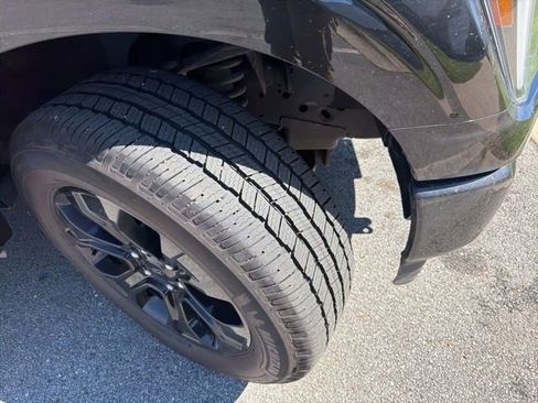 Used 2022 Ford F150 Lariat w/ Equipment Group 502A High image 7