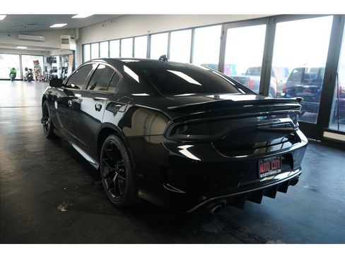 Used 2020 Dodge Charger GT RWD image 5