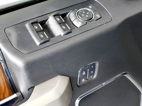 Used 2015 Ford F150 Lariat w/ Equipment Group 502A Luxury image 17