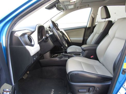 Used 2016 Toyota RAV4 Limited w/ Advanced Technology Package AWD/4WD image 11