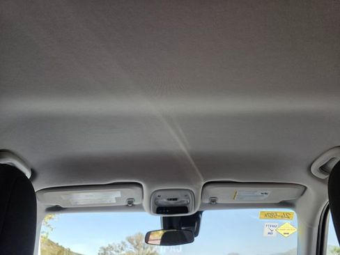 Used 2024 Chevrolet TrailBlazer LT w/ Driver Confidence Package FWD image 20