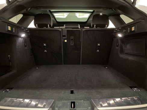 Used 2024 Jaguar F-PACE R-Dynamic S image 91