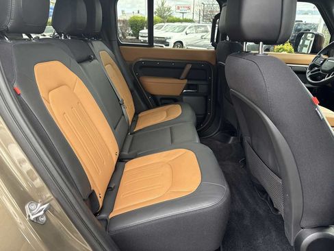 Used 2024 Land Rover Defender 110 X AWD/4WD image 19