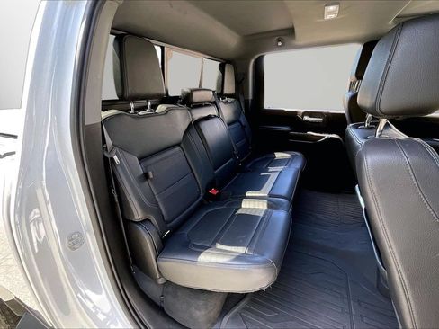Used 2023 GMC Sierra 3500 Denali w/ Denali Ultimate Package AWD/4WD image 25