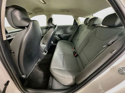 Used 2025 Kia K4 FWD image 26