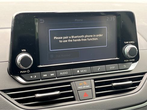 Used 2024 Nissan Altima 2.5 S image 4