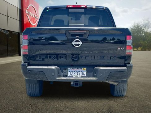 Used 2024 Nissan Frontier SV w/ SV Convenience Package RWD image 8