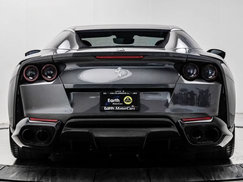 Used 2023 Ferrari 812 GTS RWD image 17
