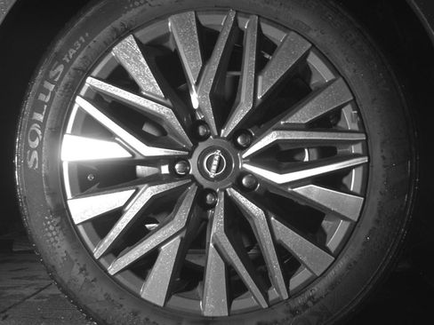 Used 2025 Nissan Altima 2.5 SV image 13