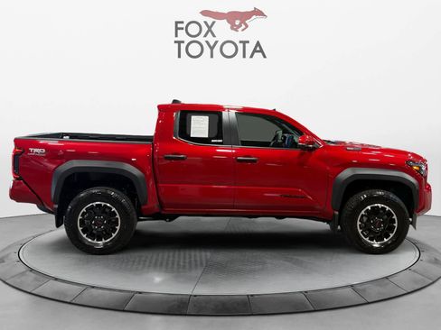 Used 2025 Toyota Tacoma TRD Off-Road w/ TRD Off Road Upgrade Package AWD/4WD image 6