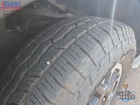Used 2025 Toyota 4Runner TRD Off-Road Premium AWD/4WD image 23