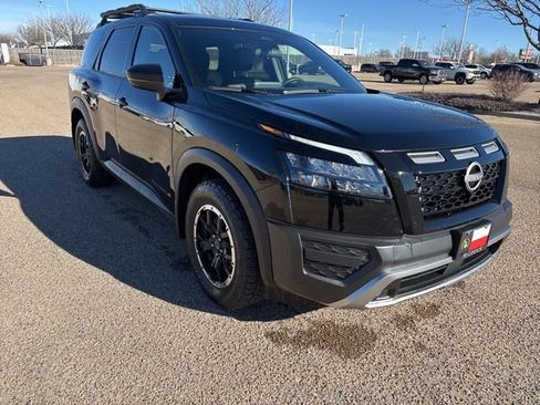 Used 2024 Nissan Pathfinder Rock Creek image 8