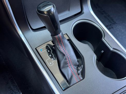 Used 2015 Toyota Camry SE image 28