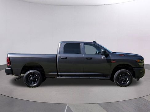 New 2026 RAM 2500 Tradesman AWD/4WD image 7
