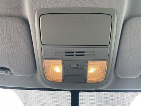 Used 2018 Honda CR-V LX image 24
