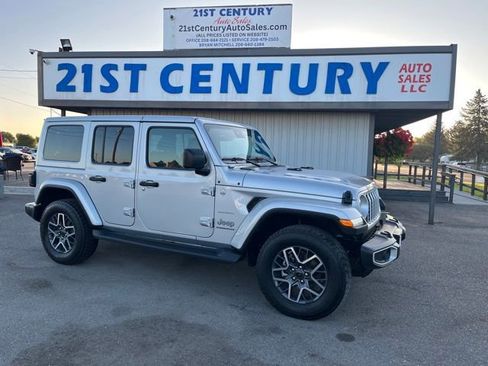 Used 2024 Jeep Wrangler Unlimited Sahara AWD/4WD image 1