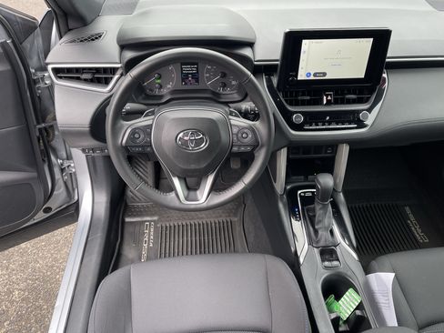 Certified 2024 Toyota Corolla Cross AWD Hybrid image 12