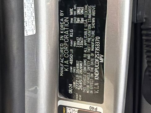 Used 2025 Kia Sportage LX image 31