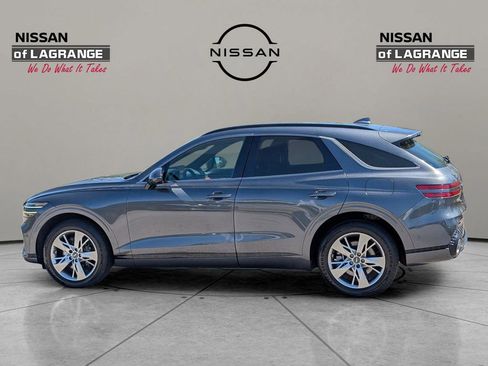 Used 2022 Genesis GV70 3.5T Sport w/ Sport Advanced Package image 8