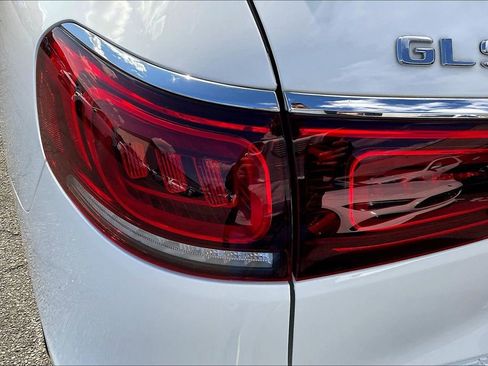 Certified 2023 Mercedes-Benz GLS 450 4MATIC image 26