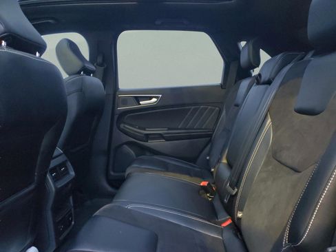 Certified 2022 Ford Edge ST w/ Equipment Group 401A image 6