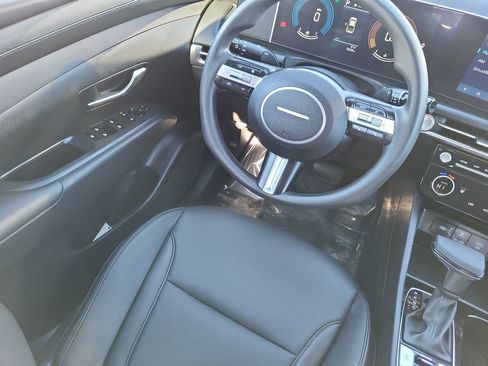 Used 2025 Hyundai Santa Cruz SEL image 15
