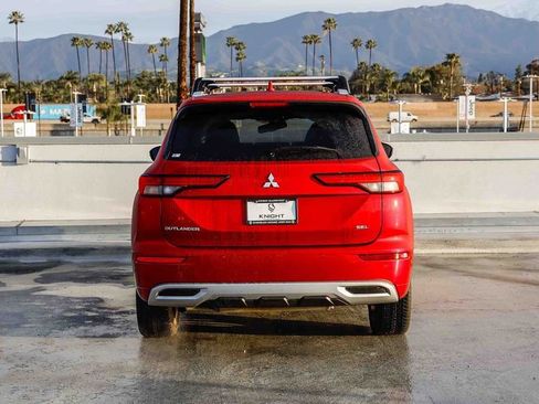 Used 2024 Mitsubishi Outlander SEL image 8