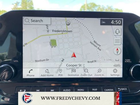 Used 2025 Nissan Pathfinder SL AWD/4WD image 19