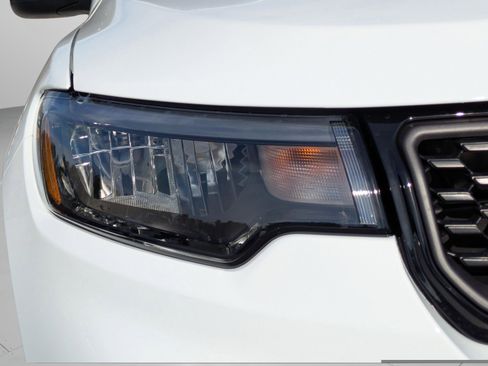 New 2026 Jeep Compass Latitude w/ Sun and Sound Group image 10