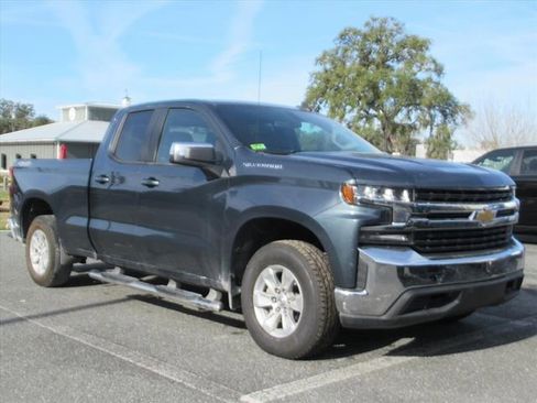 Used 2020 Chevrolet Silverado 1500 LT w/ Trailering Package image 1