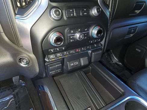 Used 2019 GMC Sierra 1500 SLT image 20