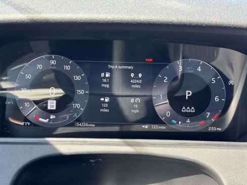 Used 2025 Land Rover Range Rover Velar Dynamic SE AWD/4WD image 28