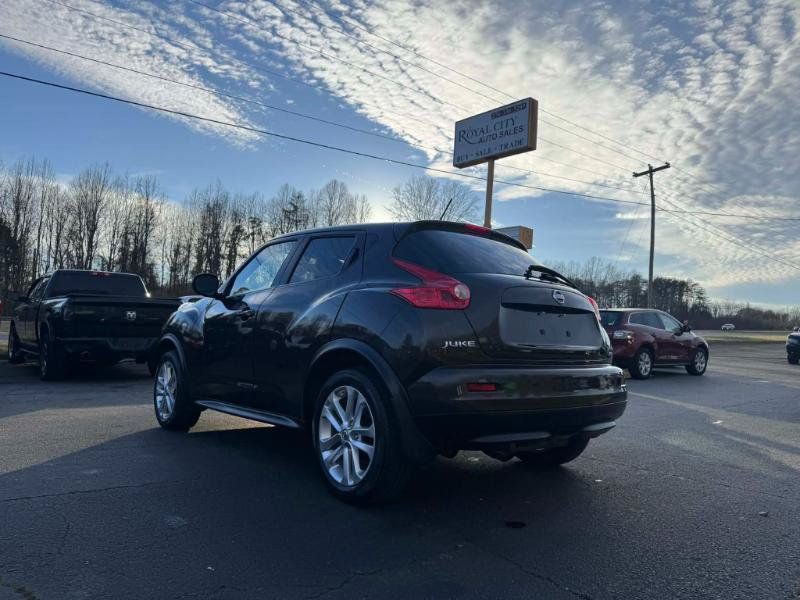 Used 2013 Nissan Juke SL AWD/4WD image 7
