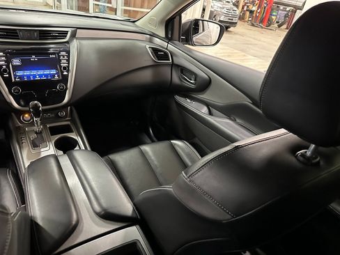 Used 2023 Nissan Murano SL image 15