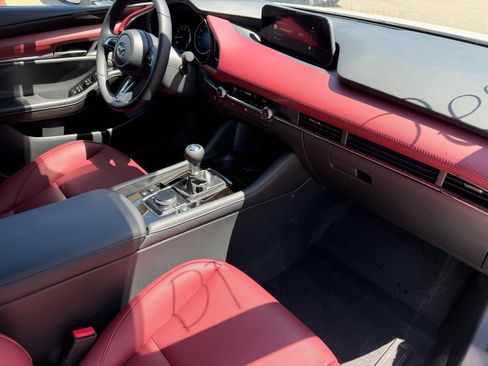 New 2026 MAZDA MAZDA3 2.5 S Hatchback w/ Premium Pkg FWD image 10