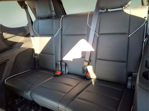 Used 2023 Cadillac Escalade Sport w/ LPO, ONYX Package AWD/4WD image 13