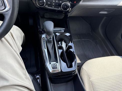 Used 2024 Chevrolet Trax LT w/ Driver Confidence Package image 49