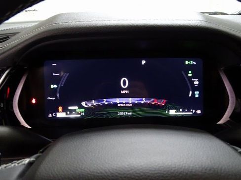 Used 2023 Jeep Grand Cherokee 4WD 4xe w/ Luxury Tech Group II image 18