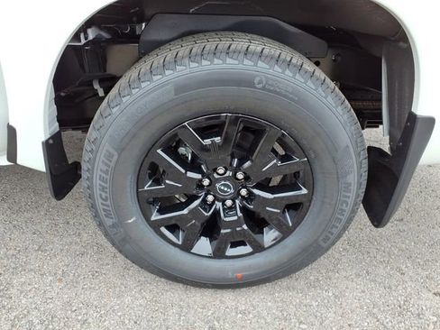 New 2026 Nissan Frontier SV w/ SV Convenience Package RWD image 4
