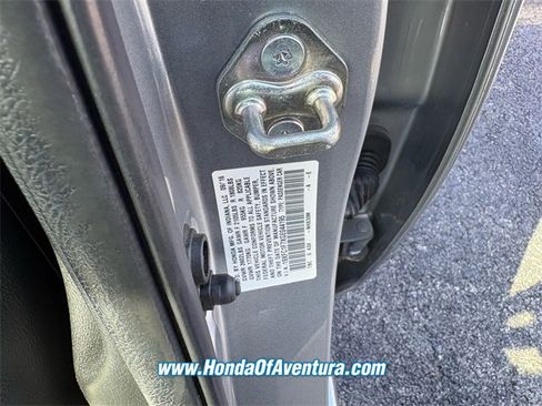 Used 2016 Honda Civic EX-L image 18