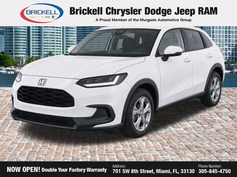 Used 2023 Honda HR-V LX image 1