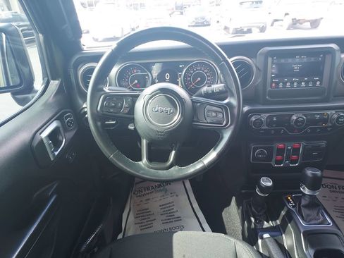 Used 2021 Jeep Wrangler Unlimited Sport AWD/4WD image 13
