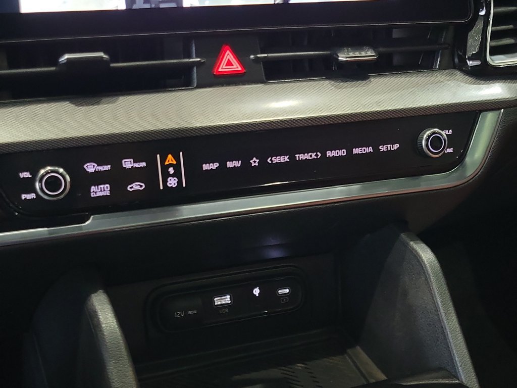 Certified 2023 Kia Sportage SX FWD image 30